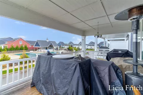 Exterior - 810 S S Lk, Whitehall, MI 49461 photo 2 of 4