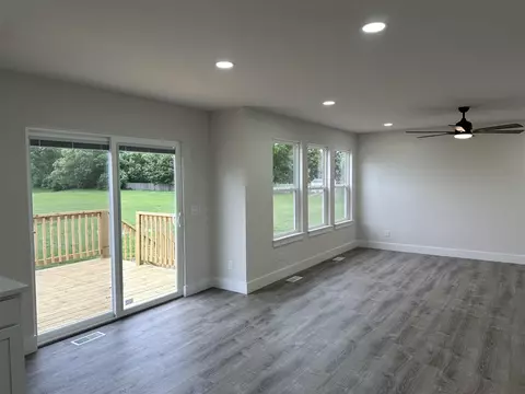 3098 Cobblestone, Tecumseh, MI 49286 photo 7