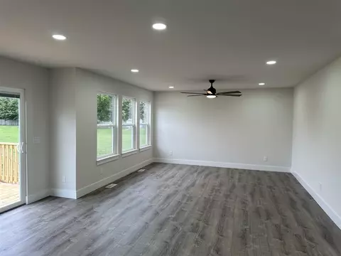 3098 Cobblestone, Tecumseh, MI 49286 photo 8