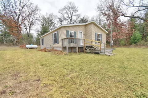 54 E 72nd, Idlewild, MI 49642