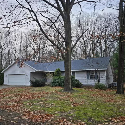 16303 Hemlock, Spring Lake, MI 49456