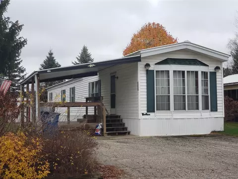 1408 Wildrose, Fremont, MI 49412