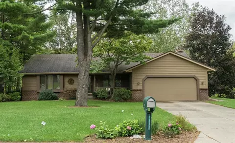 7980 Woodville, Alto, MI 49302