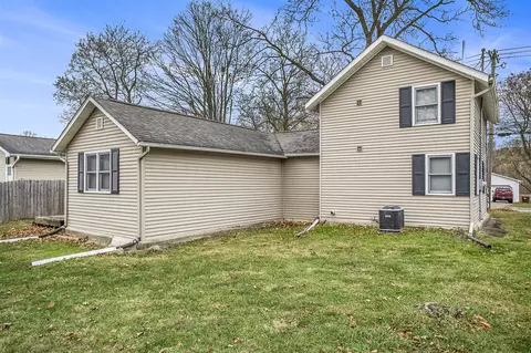 Exterior - 729 E Grn, Marshall, MI 49068 photo 3 of 5