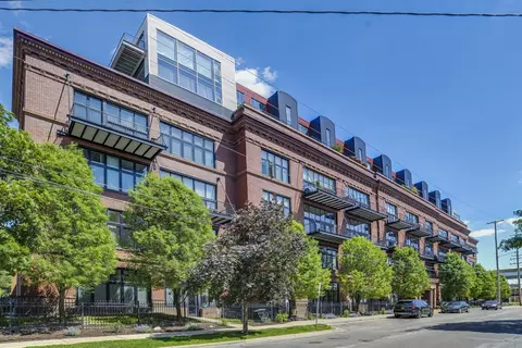 600 Broadway #420, Grand Rapids, MI 49504
