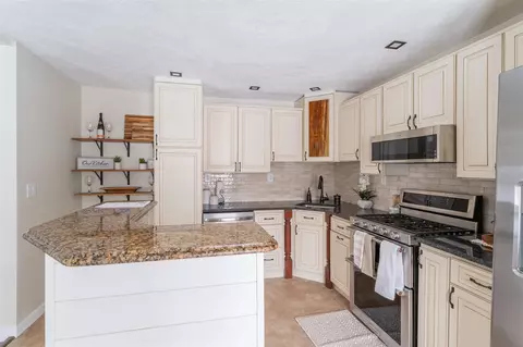 413 E Hammond, Otsego, MI 49078 photo 8