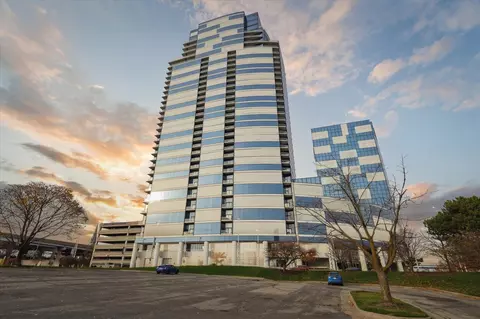 335 Bridge #1907, Grand Rapids, MI 49504