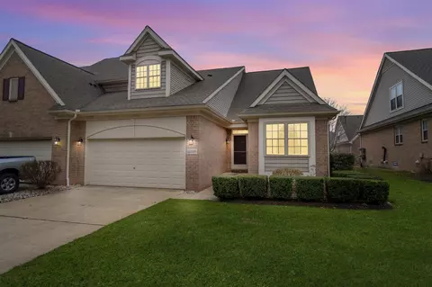 32979 Brookside, Livonia, MI 48152