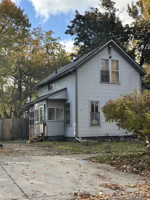 719 Woodward, Kalamazoo, MI 49007