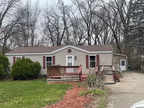 69228 Center, Edwardsburg, MI 49112