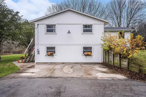 13660 Whisperwind Dr, Spring Lake, MI 49456