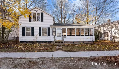 112 S Baldwin, Whitehall, MI 49461