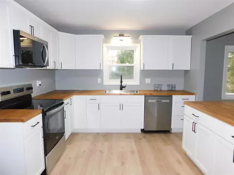 900 E Augusta, Augusta, MI 49012 photo 5