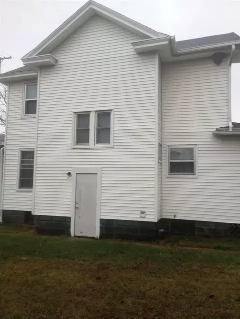 909 2nd, Jackson, MI 49203 photo 2