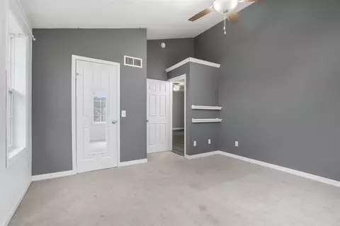 Bedroom - 68850 Cassopolis, Cassopolis, MI 49031 photo 4 of 8