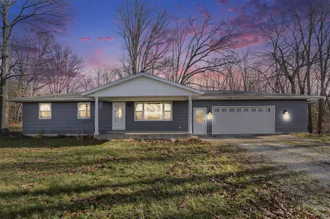63777 Klinger Lk, Centreville, MI 49032
