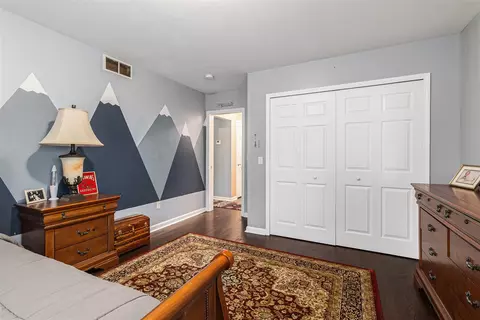 Bedroom - 10301 Case, Brooklyn, MI 49230 photo 6 of 6