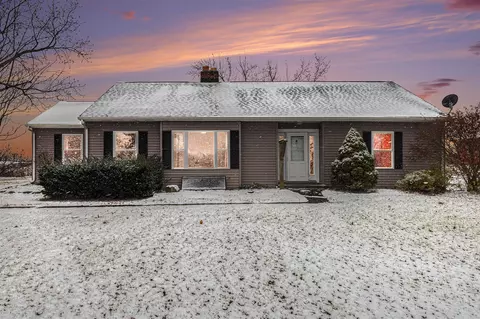 Exterior - 10301 Case, Brooklyn, MI 49230 photo 2 of 11