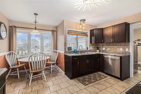 Kitchen - 10301 Case, Brooklyn, MI 49230 photo 3 of 5