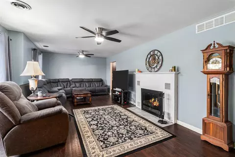 Living - 10301 Case, Brooklyn, MI 49230 photo 1 of 1