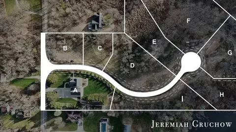 780 W Sedona Hills Ct NE #LOT B, Grand Rapids, MI 49525