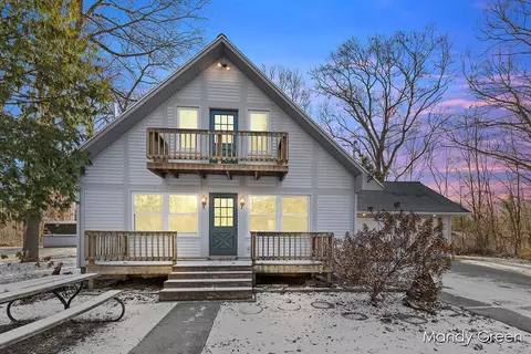 17125 Seneca, Howard City, MI 49329