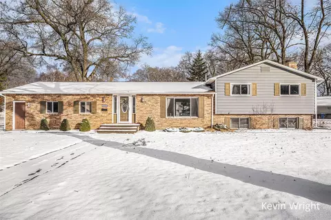 1410 Oak, Muskegon, MI 49442