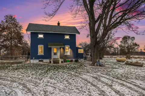 31455 Findley, Burr Oak, MI 49030