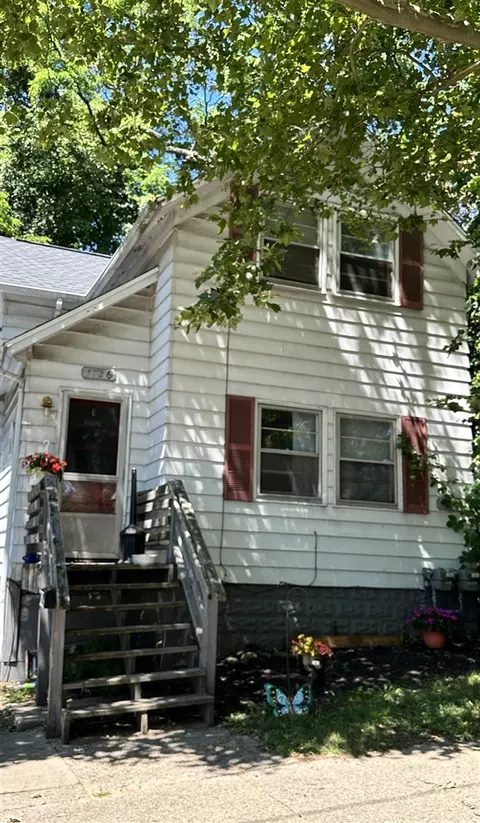 1126 S S Park, Kalamazoo, MI 49001