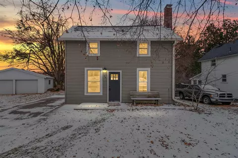 56 Griswold, Hillsdale, MI 49242