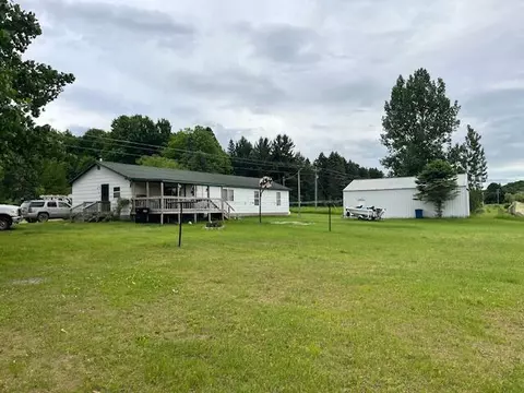 9150 Yates, Kaleva, MI 49645
