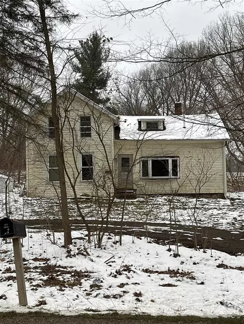 13319 N N Dr, Battle Creek, MI 49014