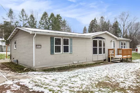 Exterior - 225 2nd, Munith, MI 49259 photo 7 of 7