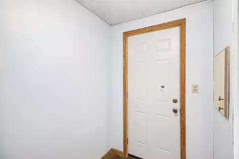 Entry Way - 225 2nd, Munith, MI 49259 photo 2 of 2