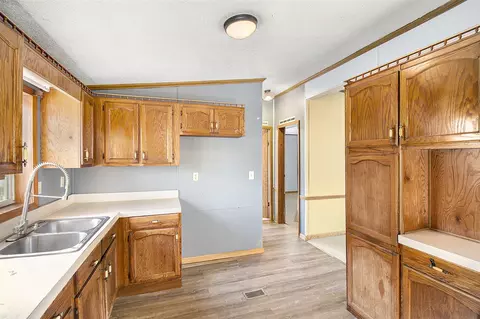 Entry Way - 225 2nd, Munith, MI 49259 photo 1 of 2