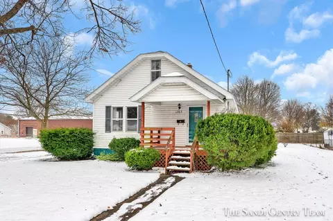1393 Evanston, Muskegon, MI 49442
