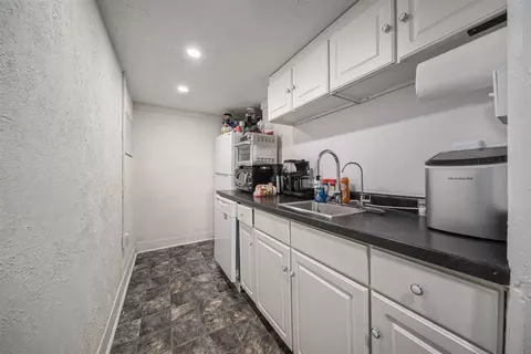 Other - 302 N Blackstone, Jackson, MI 49201 photo 6 of 17