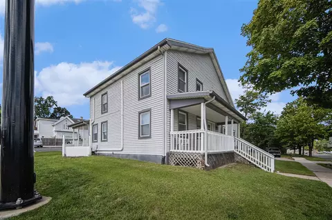 Exterior - 302 N Blackstone, Jackson, MI 49201 photo 4 of 4