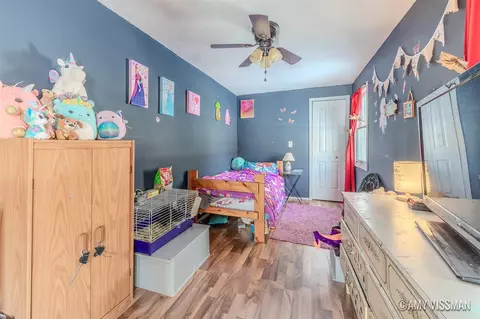 Bedroom - 310 Kiddville, Belding, MI 48809 photo 3 of 4