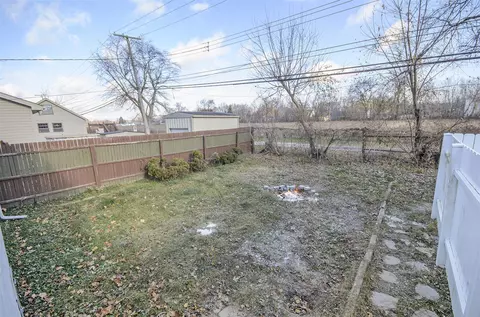 3257 Cloverdale, Monroe, MI 48162 photo 3