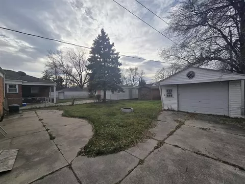 Exterior - 23745 Teppert, Eastpointe, MI 48021 photo 3 of 5