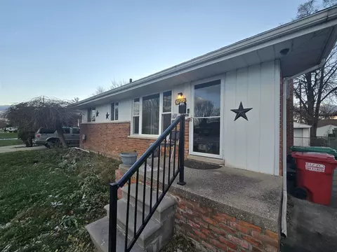 Exterior - 23745 Teppert, Eastpointe, MI 48021 photo 2 of 5