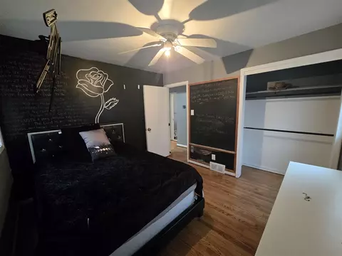Bedroom - 23745 Teppert, Eastpointe, MI 48021 photo 4 of 6