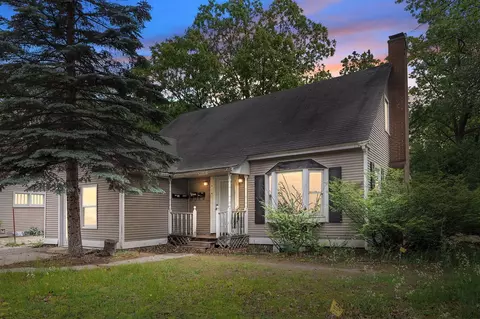 917 S Division, Traverse City, MI 49684