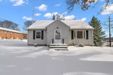 2915 S Burdick, Kalamazoo, MI 49001