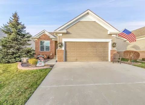 26974 Rock Lk #47, Flat Rock, MI 48134