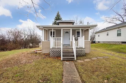 Exterior - 429 Saint Clair, Jackson, MI 49202 photo 3 of 13