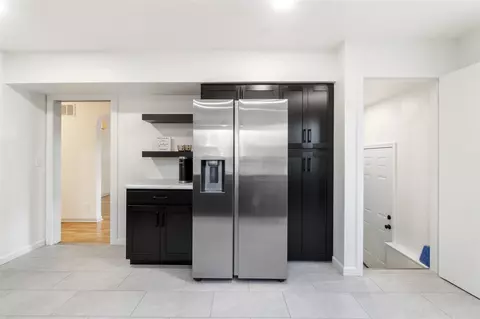 Kitchen - 512 E Ganson, Jackson, MI 49201 photo 9 of 9