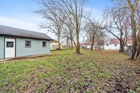 Exterior - 512 E Ganson, Jackson, MI 49201 photo 7 of 8