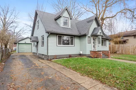 Exterior - 512 E Ganson, Jackson, MI 49201 photo 4 of 8